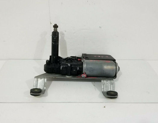 2005 GMC Yukon Rear Wiper Motor OEM 15091065 