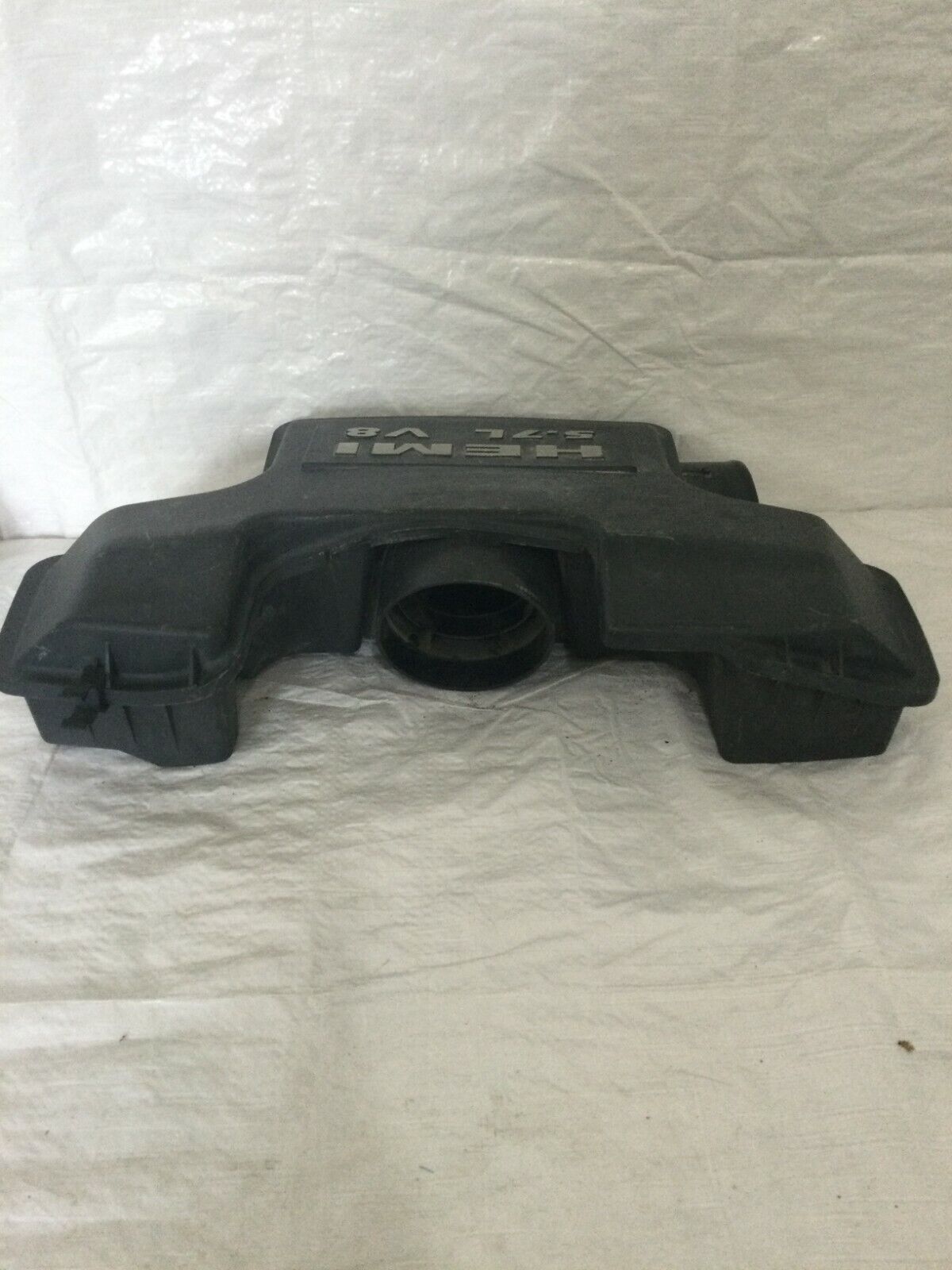 2003-2008 Dodge Durango 5.7L Hemi Air Intake Resonator Housing Box OEM 53032463