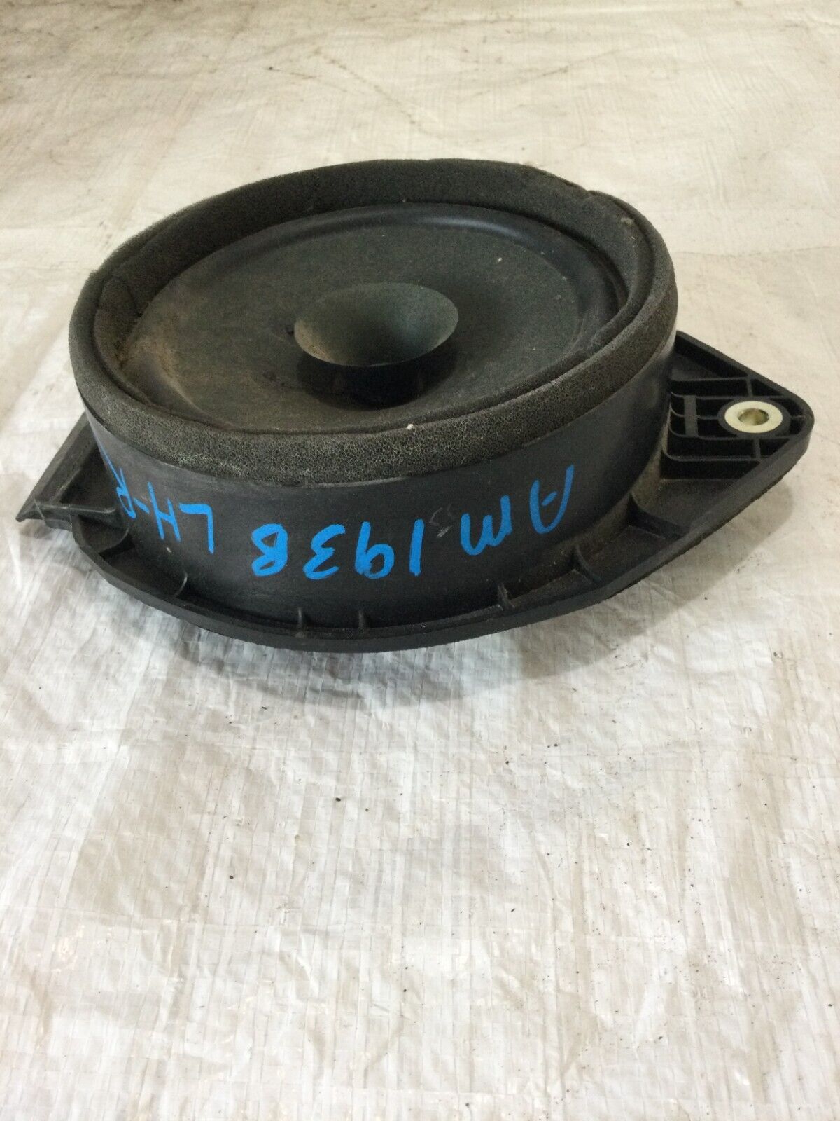 2018 Chevrolet Silverado 1500  Rear Left Side Door Speaker  22753364  OEM