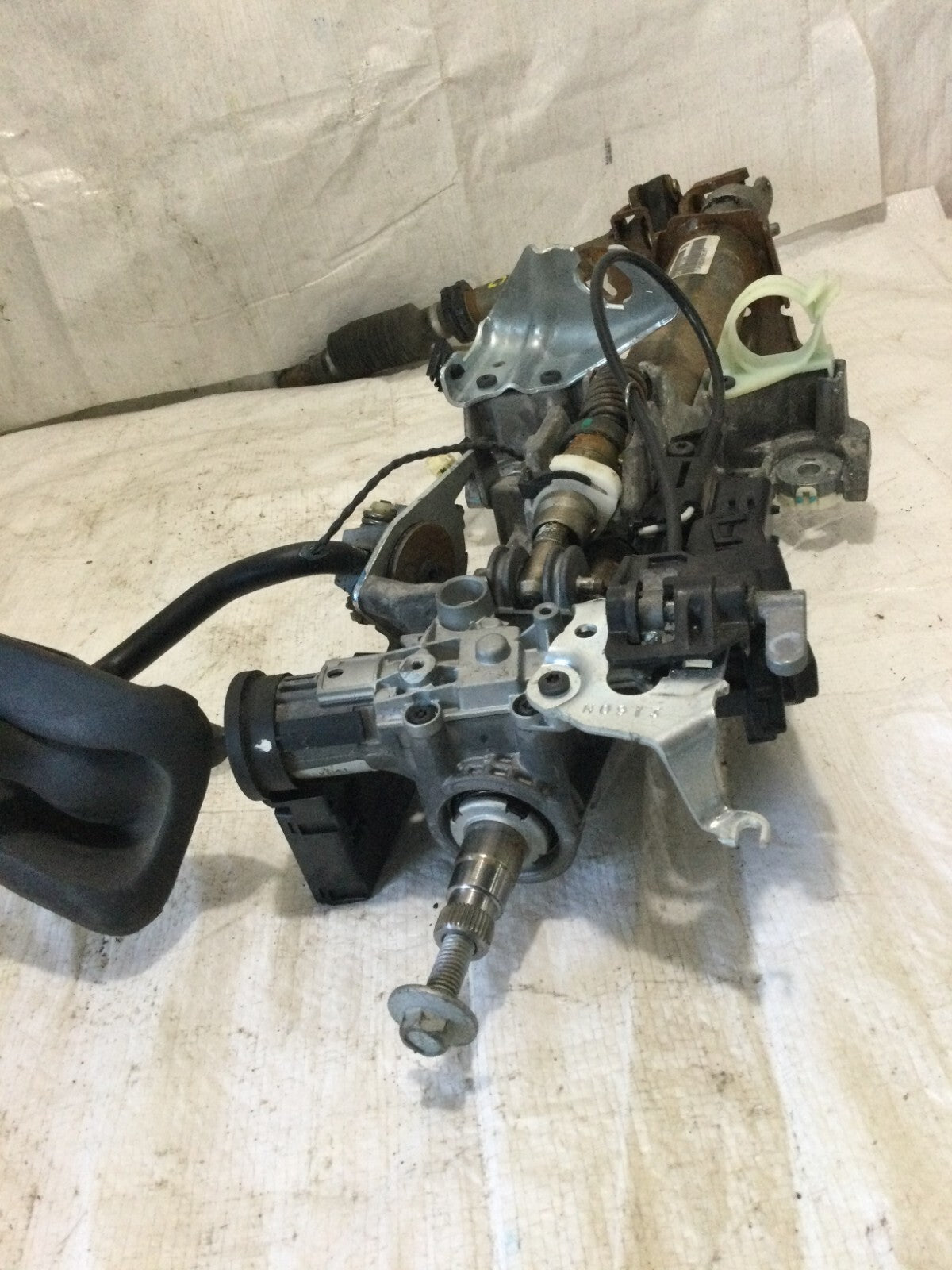 2003-2005 Dodge Ram 1500 Steering Column Assembly OEM