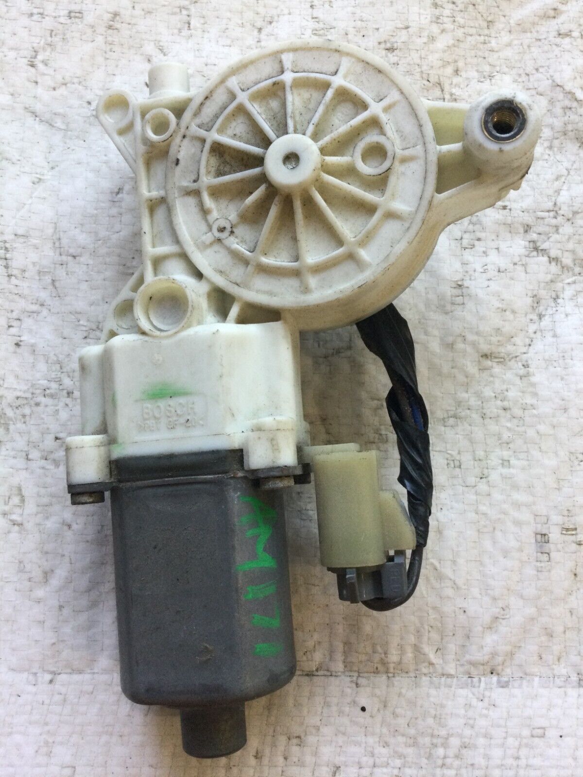 2007 GMC Yukon Rear Right Power Window Motor OEM