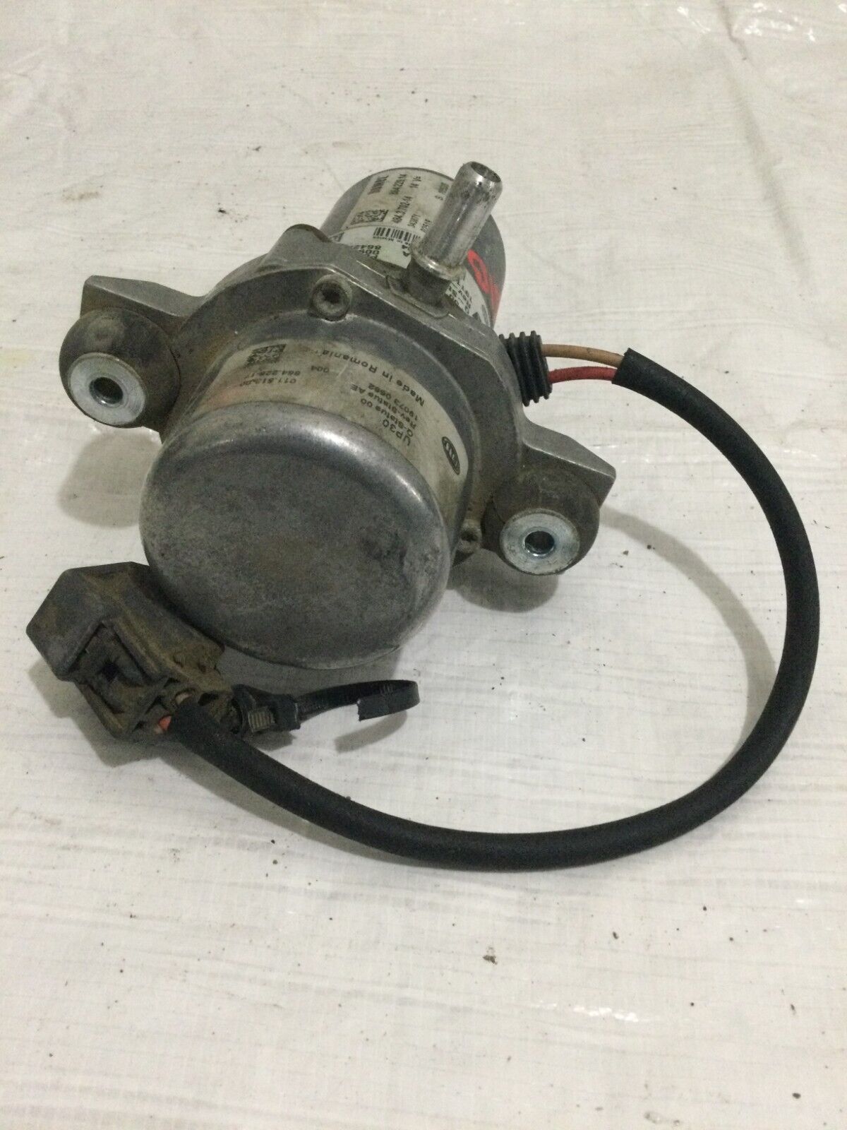 2019 Ram 1500 Pickup Brake Booster Vaccume Pump 3.6L 04581581AB OEM