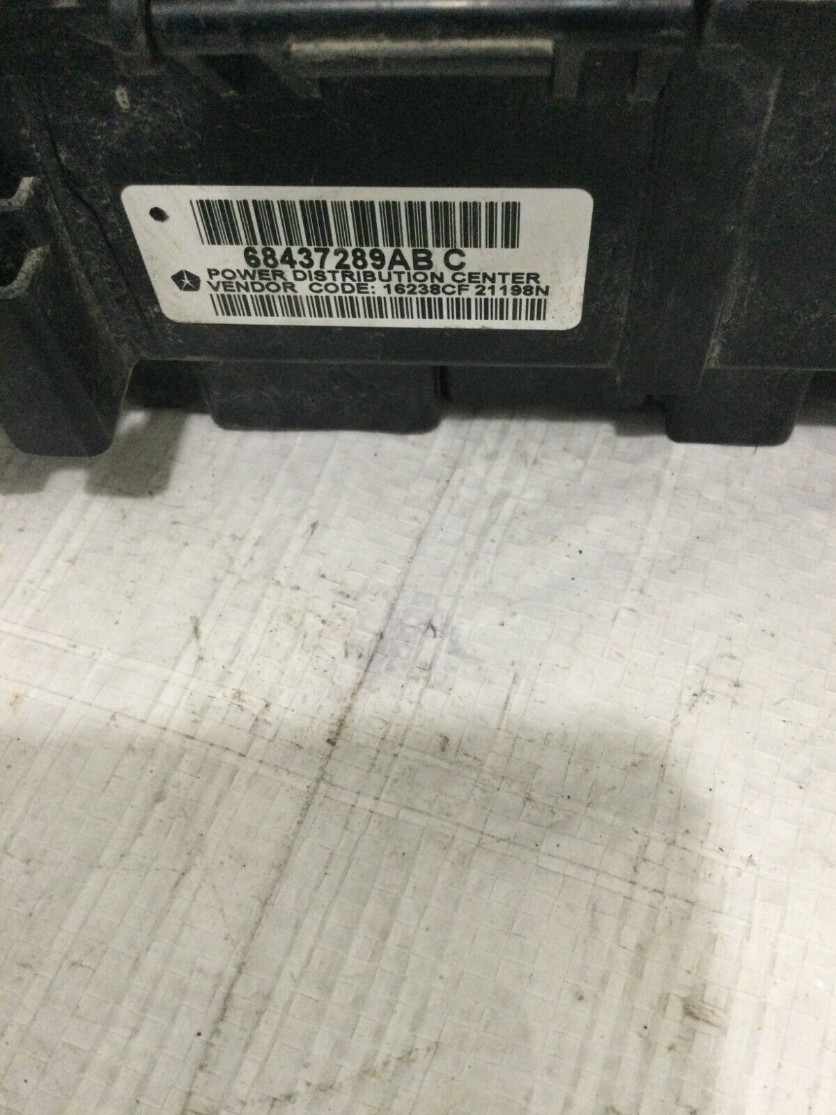 2021 RAM 3500   Power Center Fuse  Relay  Junction Box   68437289AB OEM