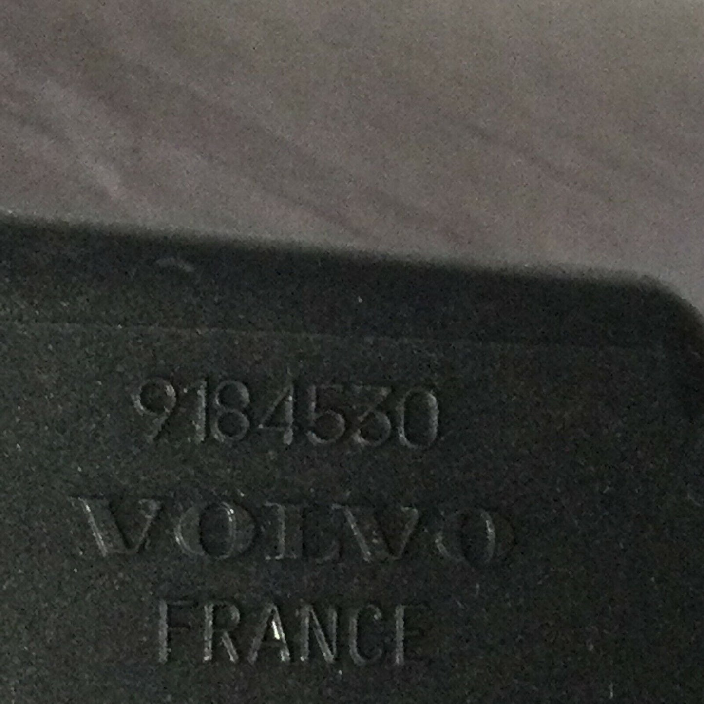 2004 Volvo S60 Dash Storage Compartment Box OEM 9184530