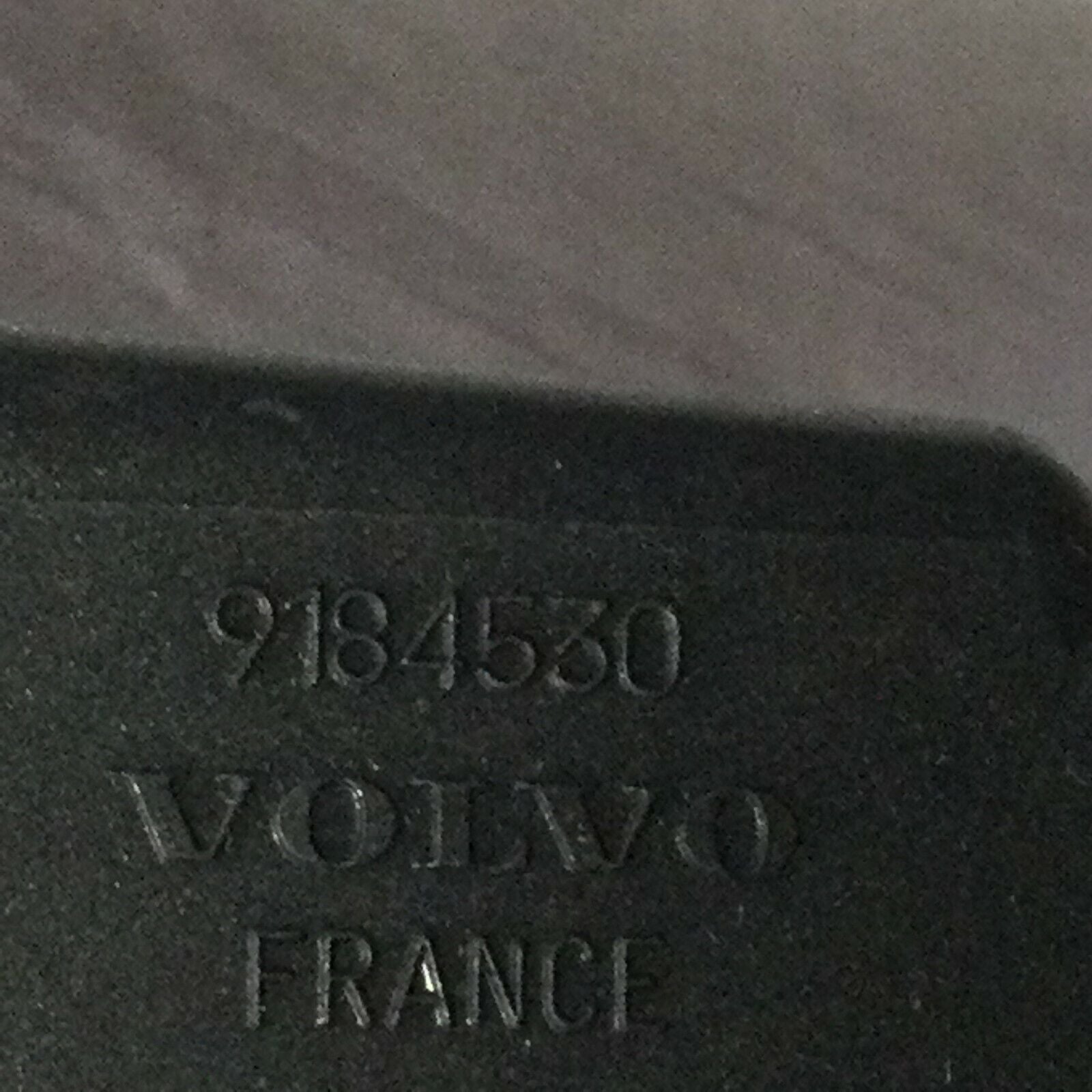 2004 Volvo S60 Dash Storage Compartment Box OEM 9184530