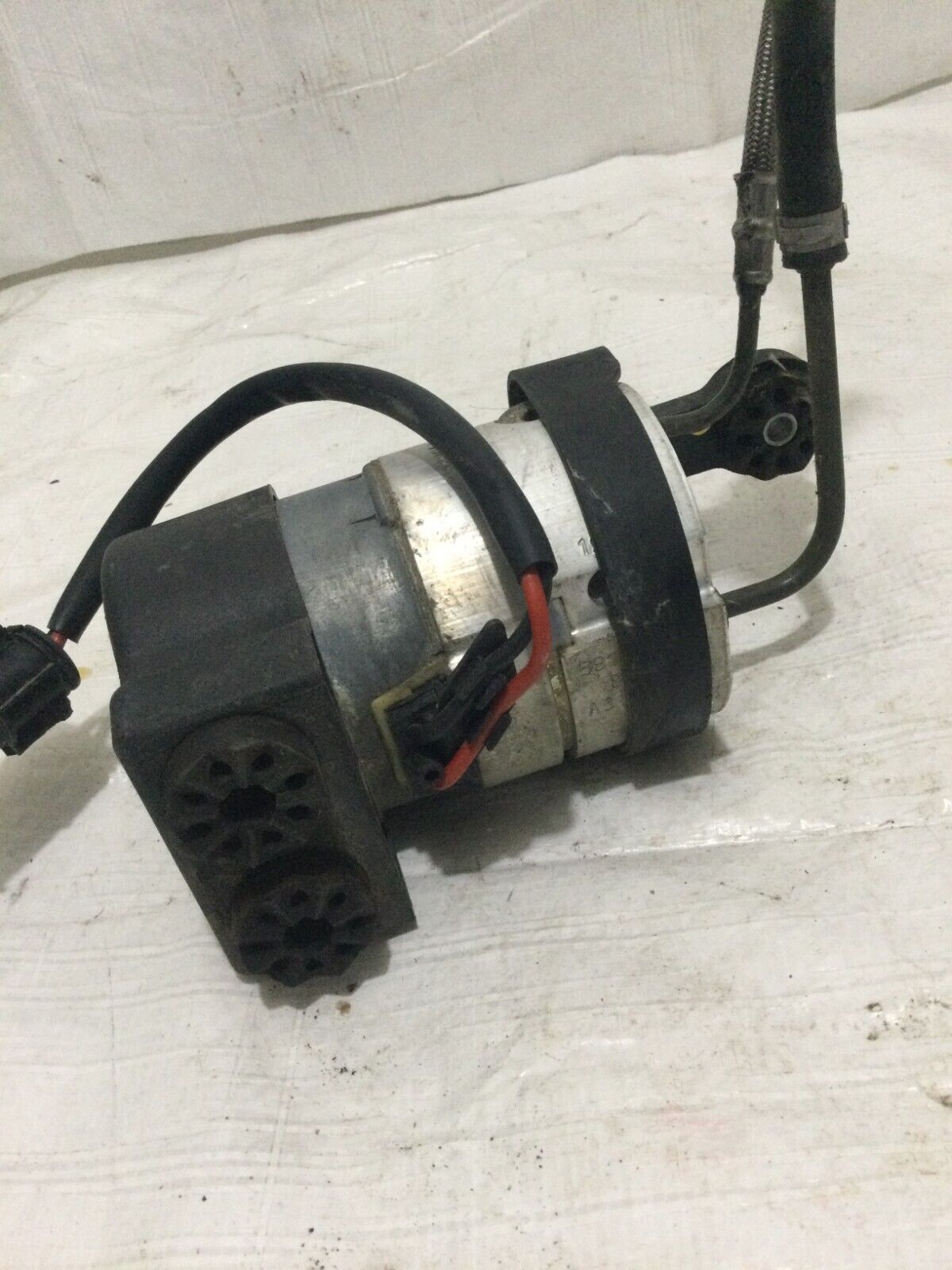 2004 BMW 745I Traction Control DSC Compressor Pump Precharging Pump OEM