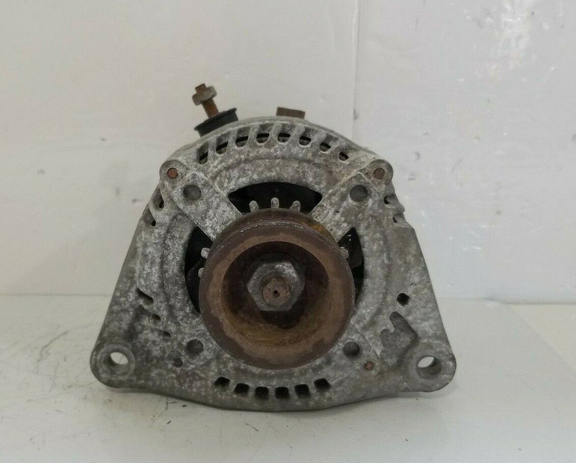 2004 Dodge Ram 1500 Alternator Motor OEM 5.7L