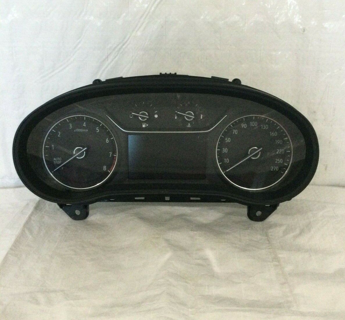 2019 Buick Regal Sportback Preferred II Speedometer Instrument Cluster OEM 2.0L