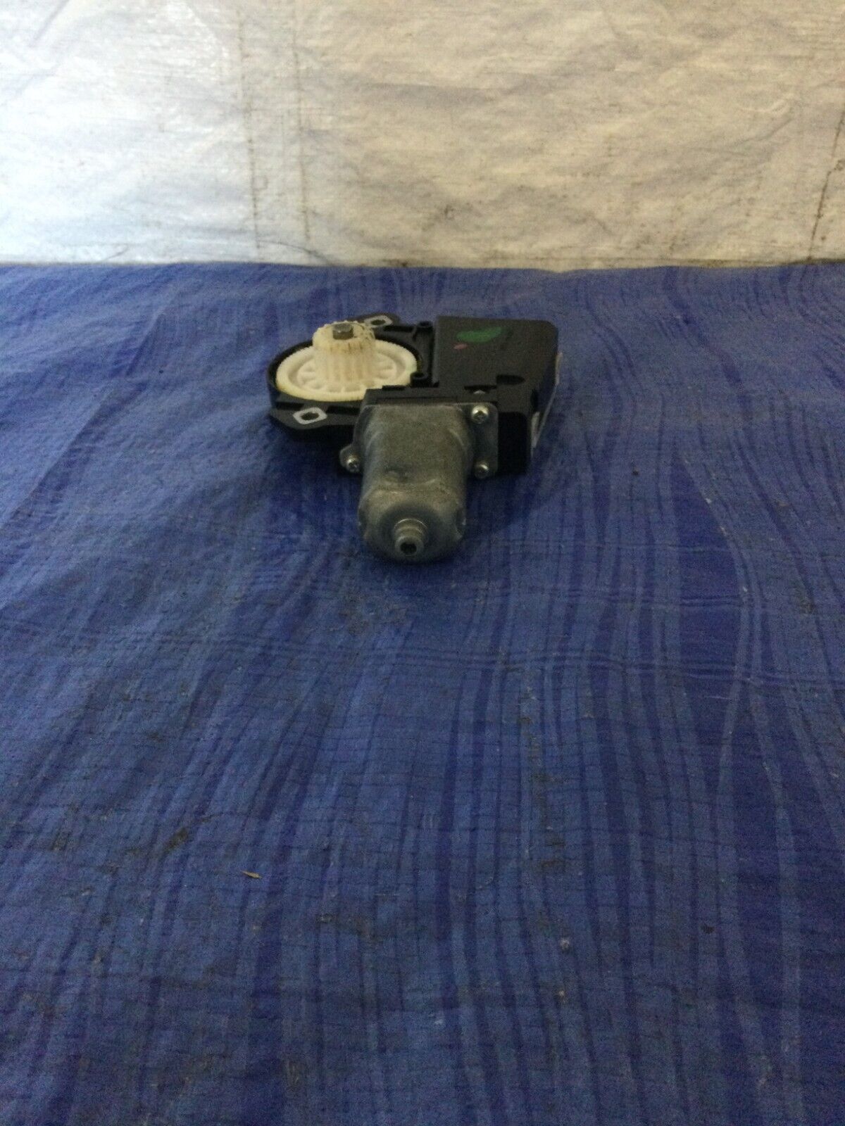 2007 Cadillac Escalade Sun Roof  Motor OEM