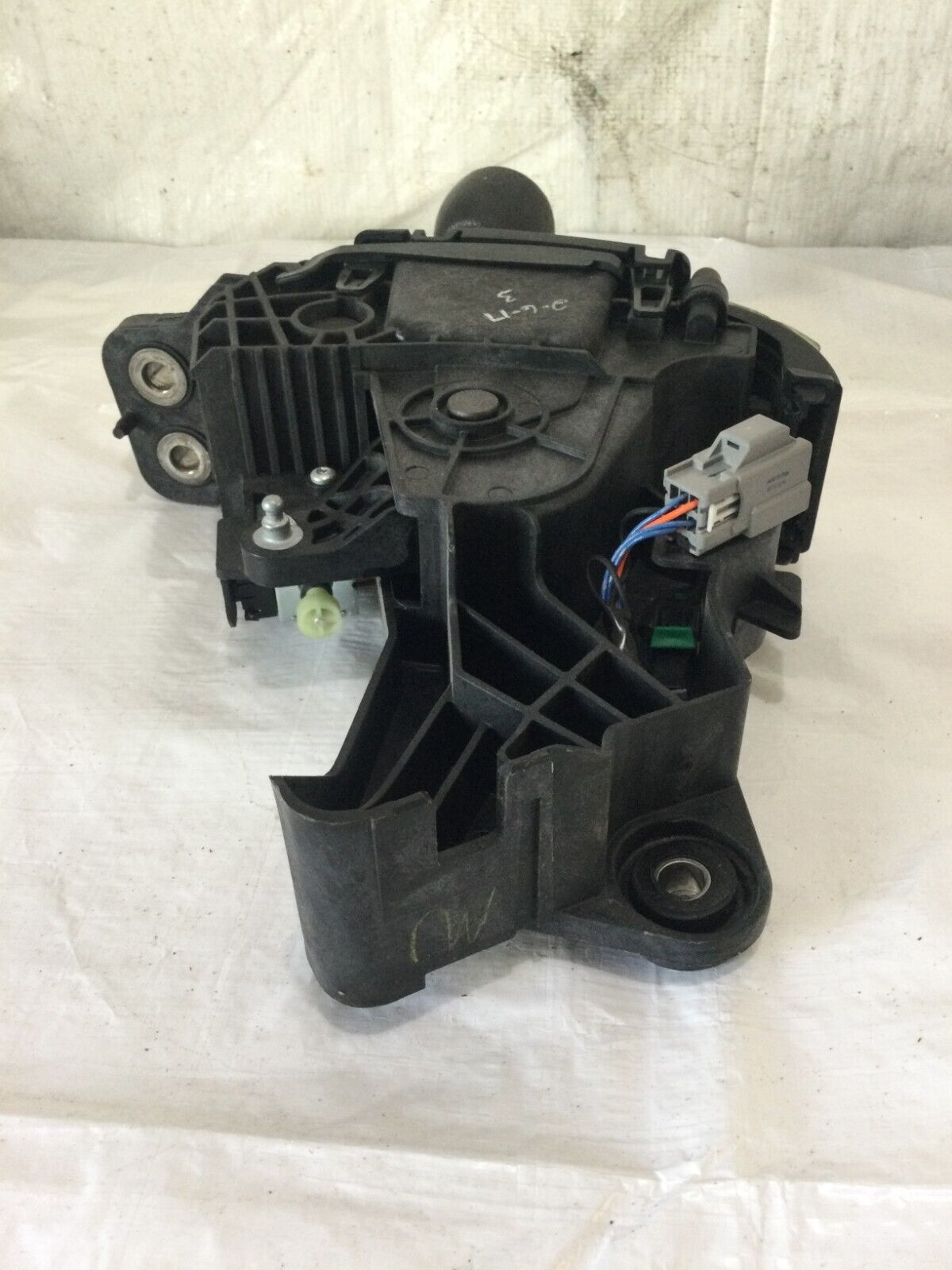 2017 Dodge Grand Caravan Floor Gear Shifter Assembly OEM
