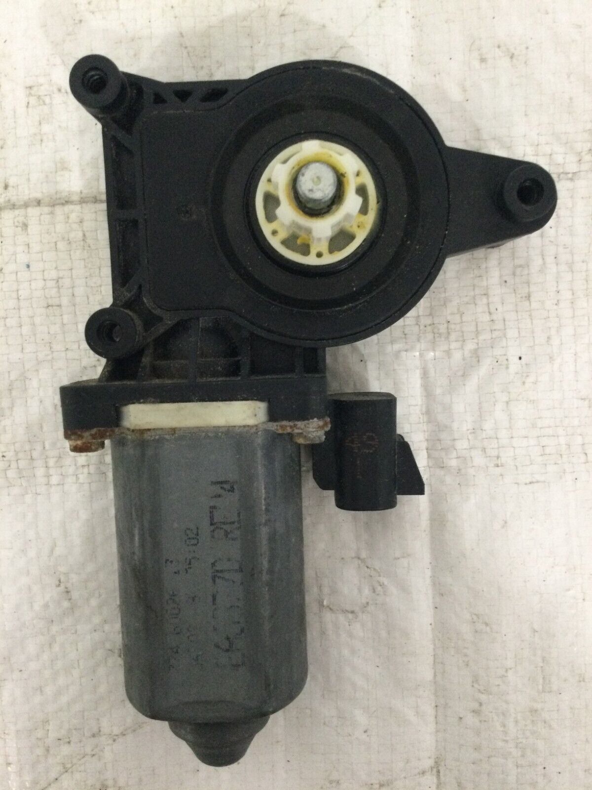 2003-2006 Cadillac Escalade EXT Rear Left Power Window Motor OEM