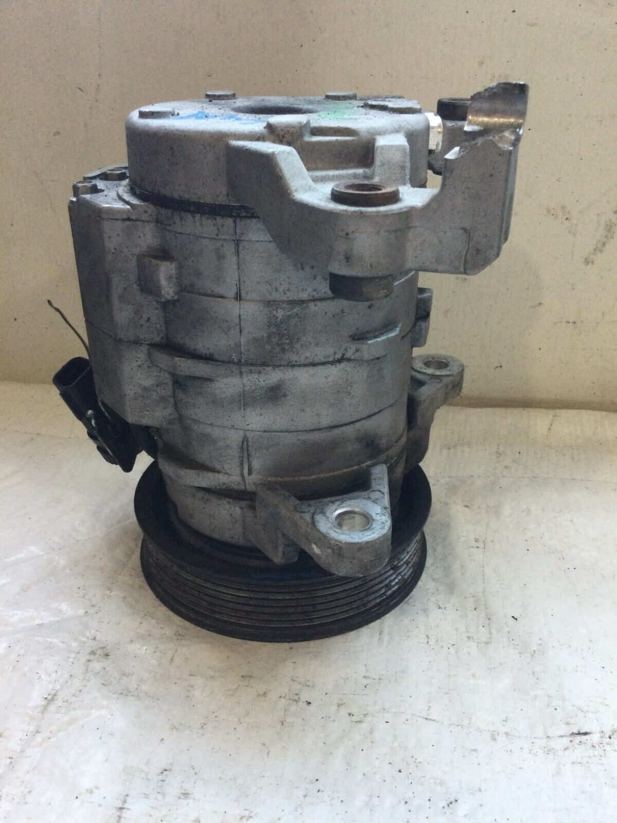 2004_2007 DODGE PICKUP 1500 A/c Air Compressor  5.7L