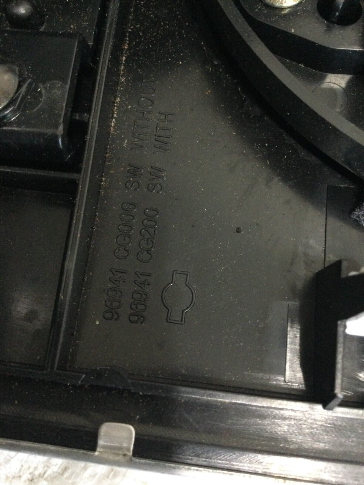 2003-2005 Infiniti FX35 Shifter Trim Bezel Cup Holder OEM 96941 CG000