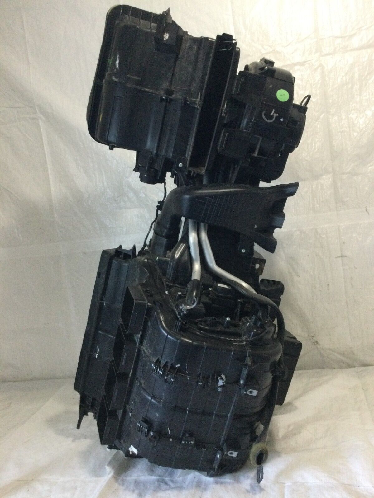 2019 GMC Sierra 1500 Heater Housing Assembly OEM ( DAMAGE )