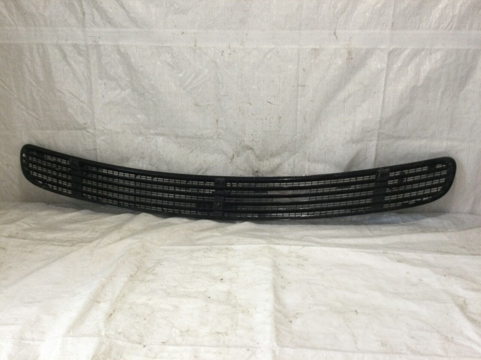 2004 Mercedes-Benz S430 Front Hood Vent Grille Trim Cover Panel Black OEM