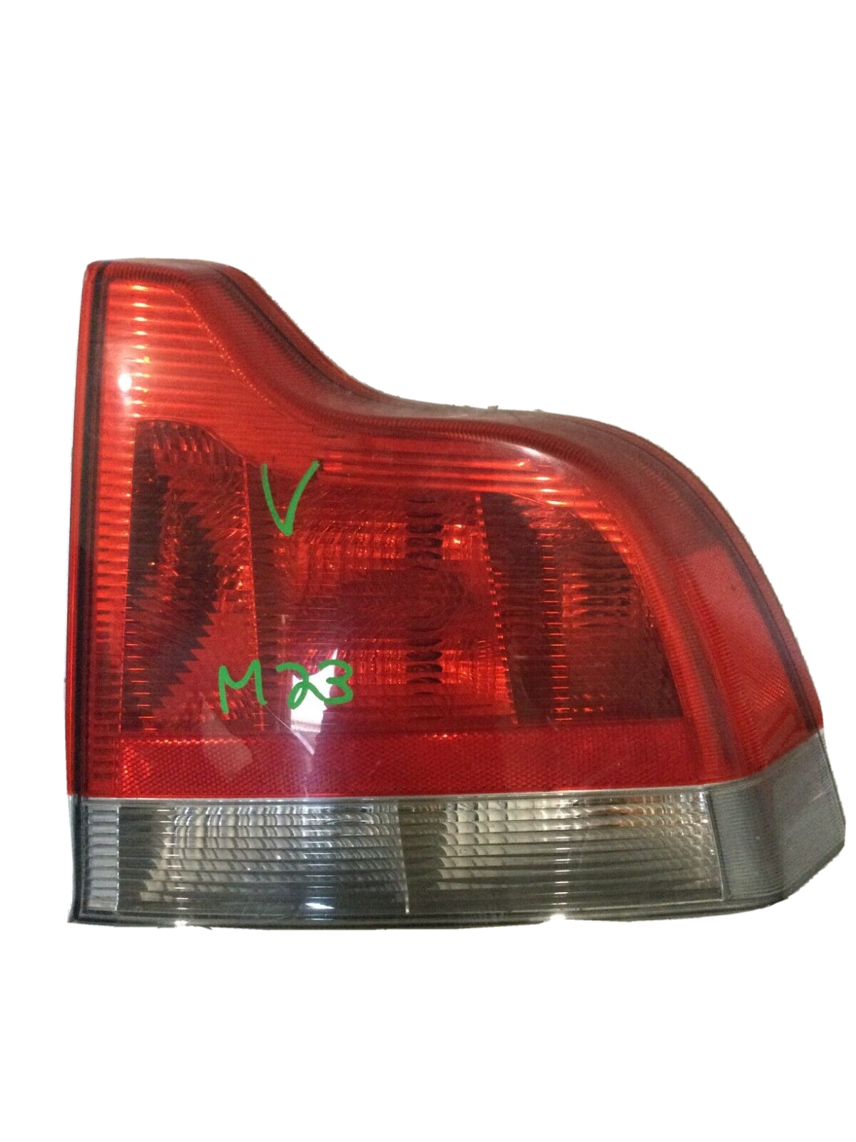 2004 Volvo S60 Drivers Left Side TailLight Lamp Assembly LH 8664080 OEM