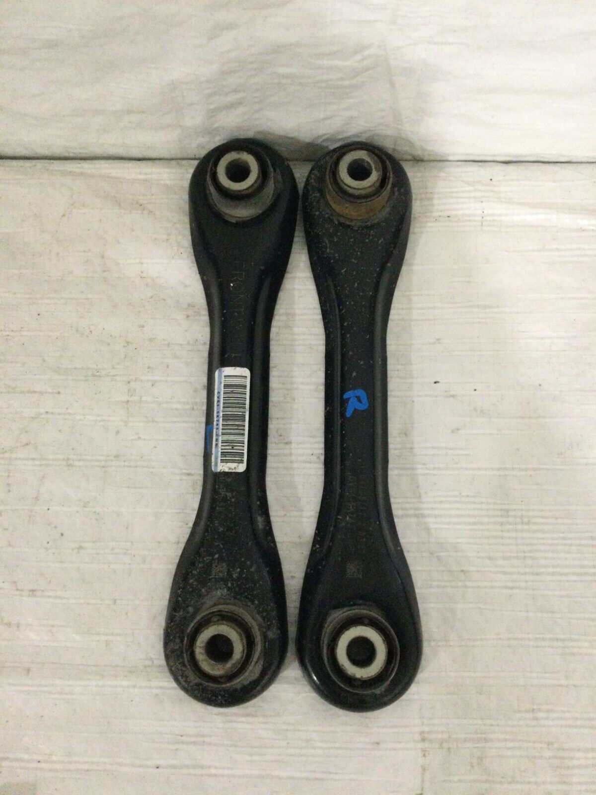 2017 Ford Escape Rear Right Left Control Arm Suspension CV61-5K743-CNB OEM