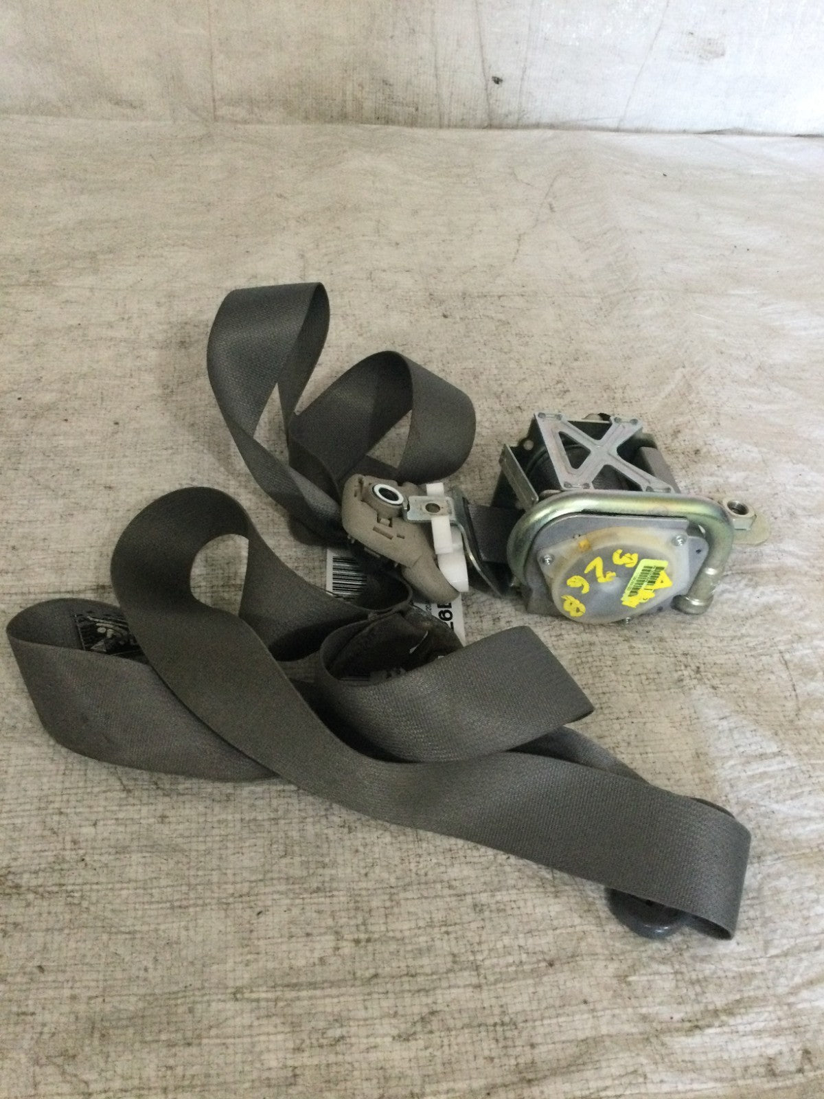 2007 Dodge Ram 1500 Front Right Seat Belt OEM