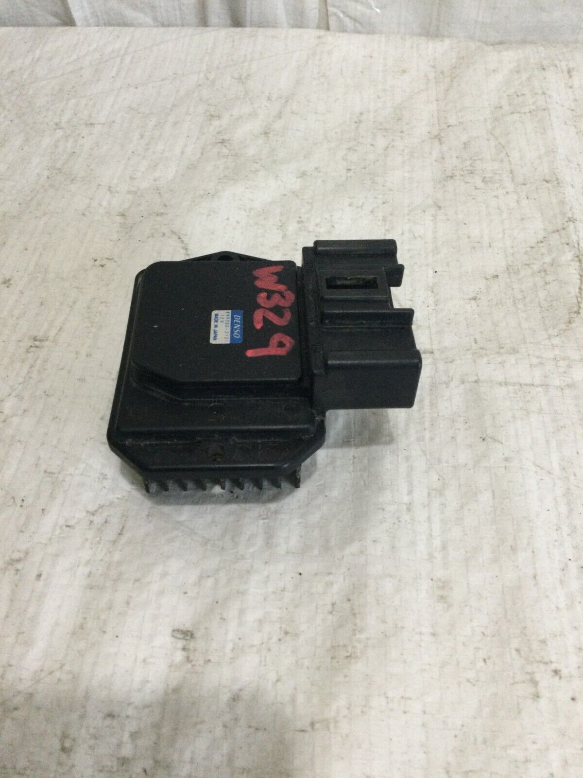 2018 Dodge Ram 1500 Power Blower Motor Resistor Module 499300-2121