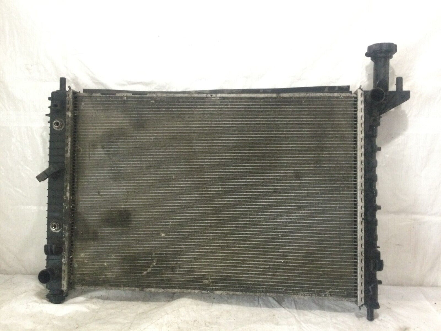 2007 GMC Acadia 3.6L Radiator Assembly OEM