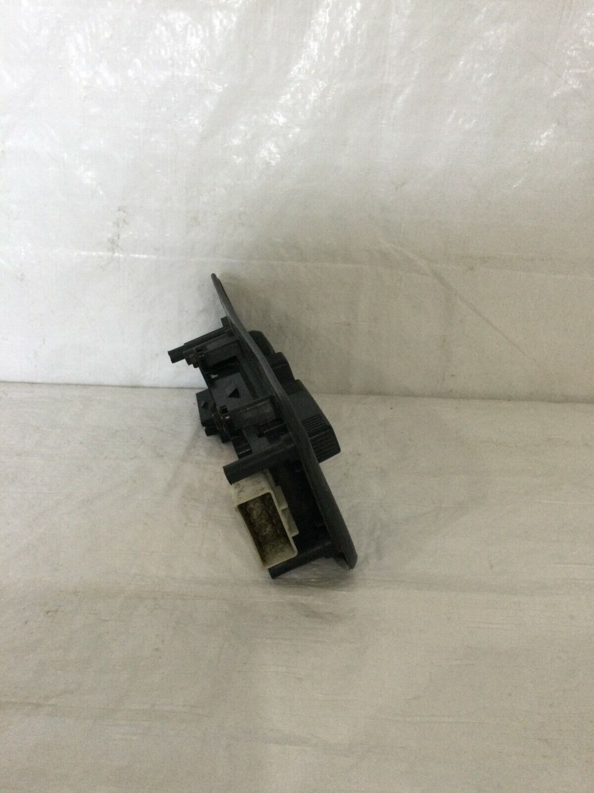 2000-2002 GMC Sierra 1500 Front Switch Seat Right RH OEM	