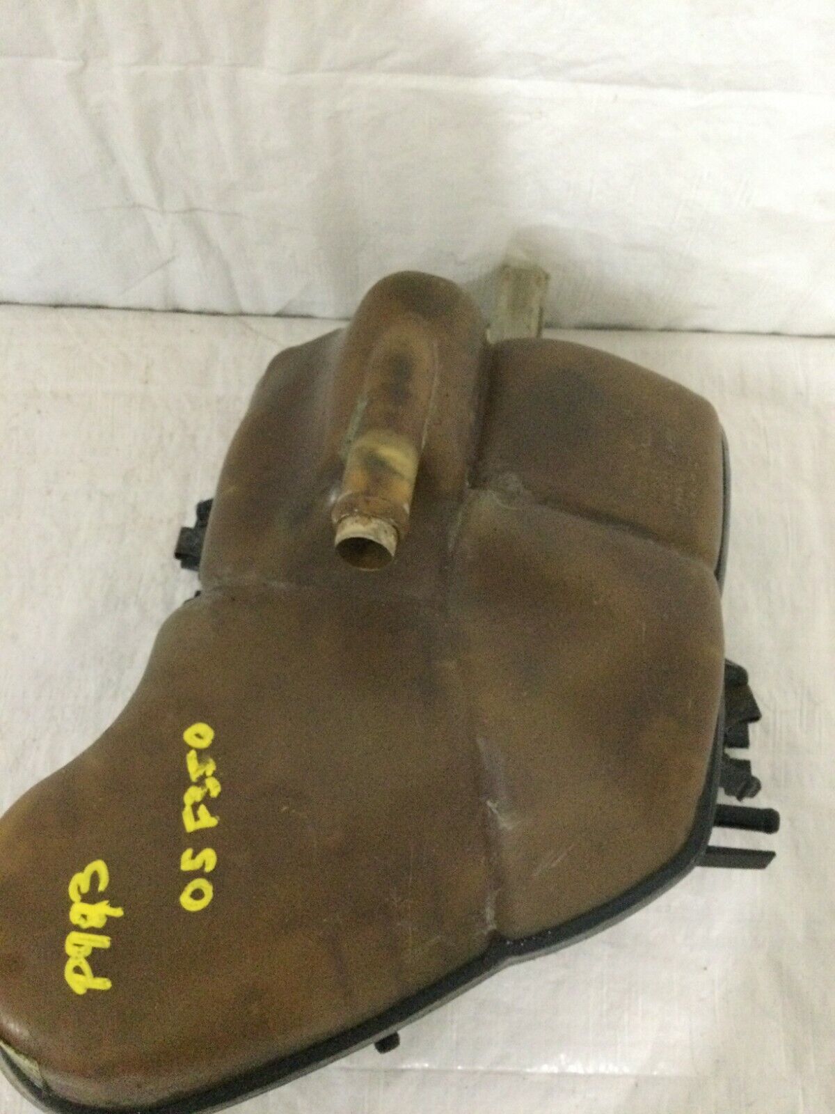 2005 Ford F350SD 6.0 Diesel Engine Coolant Recovery Bottle 5C34-8A080-AA OEM