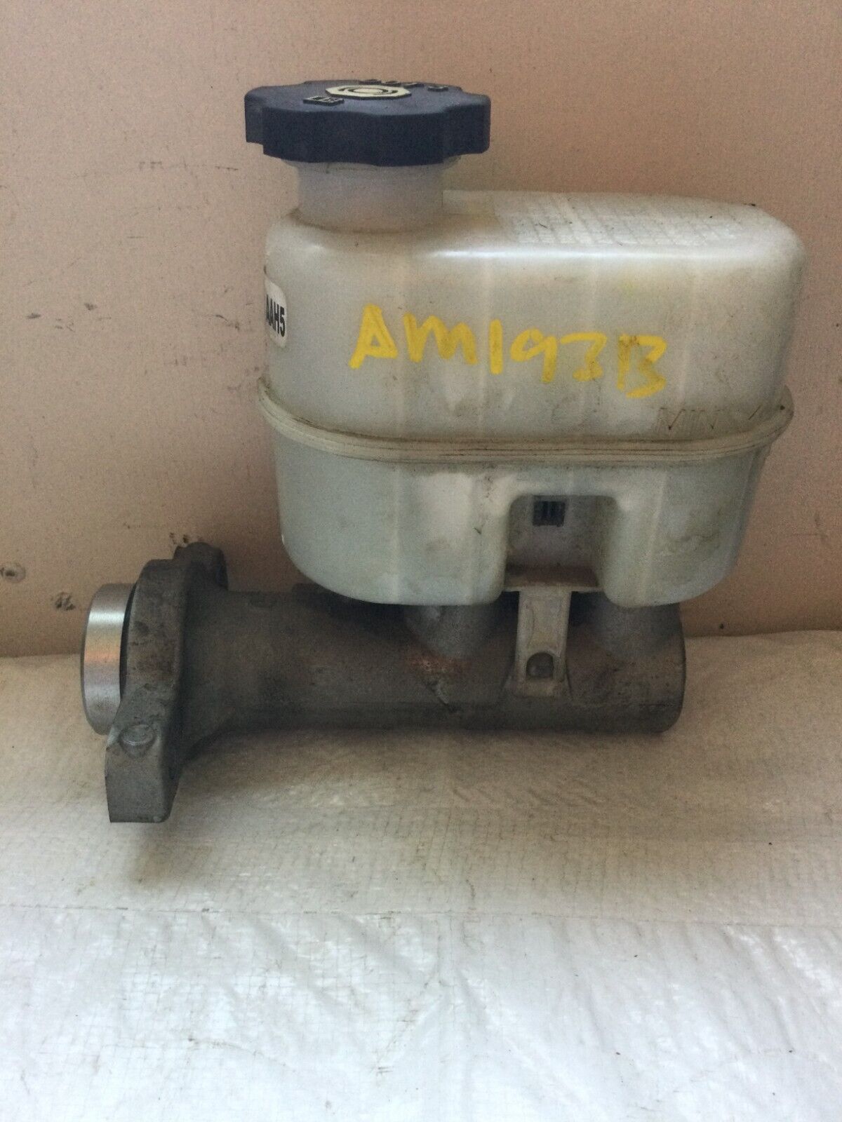 2018 Chevrolet Silverado 1500 Master Brake Cylinder W/ Reservoir OEM 5.3L