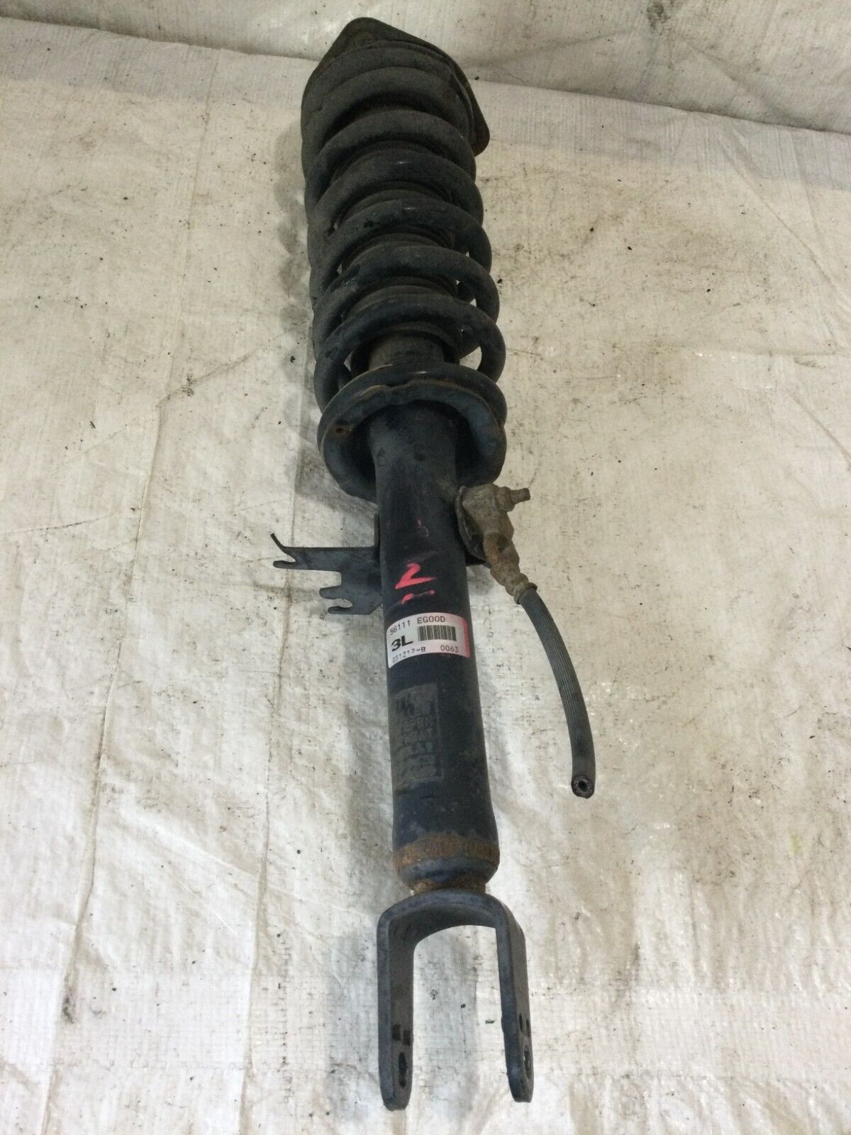 2007 INFINITI M45   Front  Driver Left Shock Strut  Assembly 56111 OEM