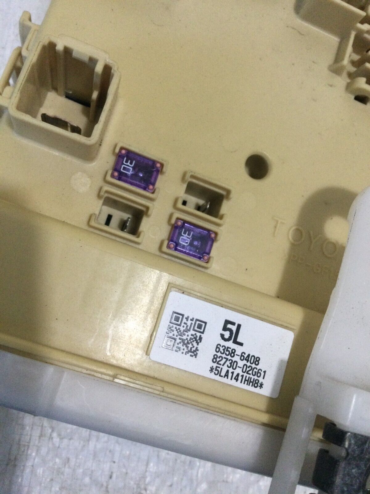 2018 Toyota Corolla Junction Block Cabin Fuse Box OEM