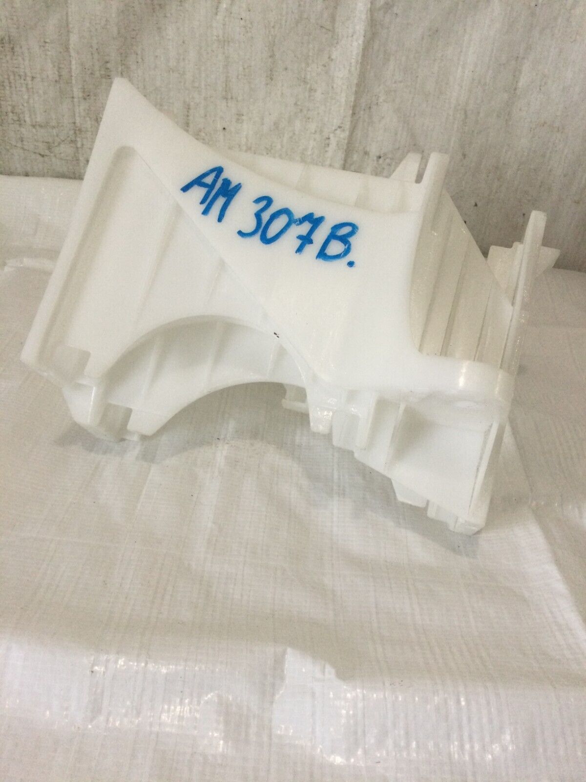 2018 Toyota RAV4 Hybrid Engine Computer Module Storage OEM 82877-42030