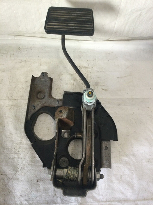 2007-2011 Cadillac Escalade ESV Brake Pedal OEM