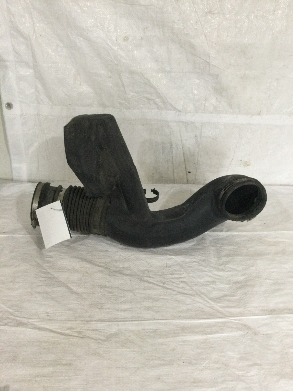 2001 Chevrolet Silverado 2500 Air Intake Duct Tube Hose OEM