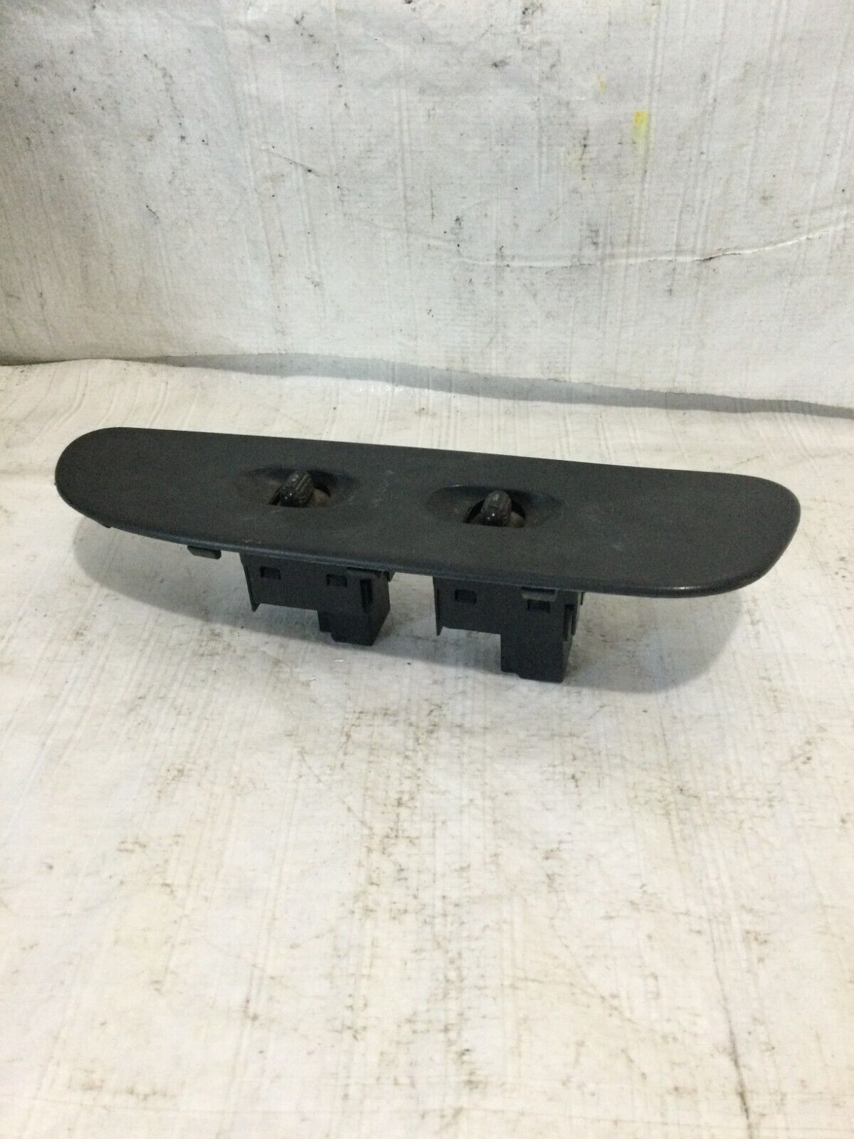 2003-2005 Dodge Ram 2500  Front Right passenger power door window Switch OEM
