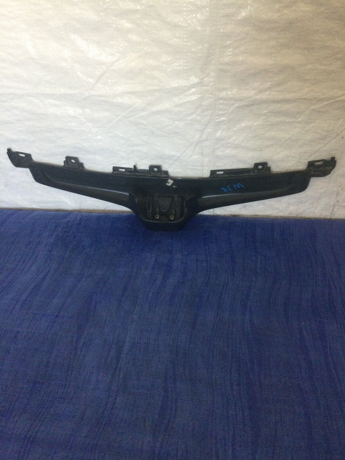 2003-2007 Honda Accord Coupe Front Grille Grill W/ Emblem OEM