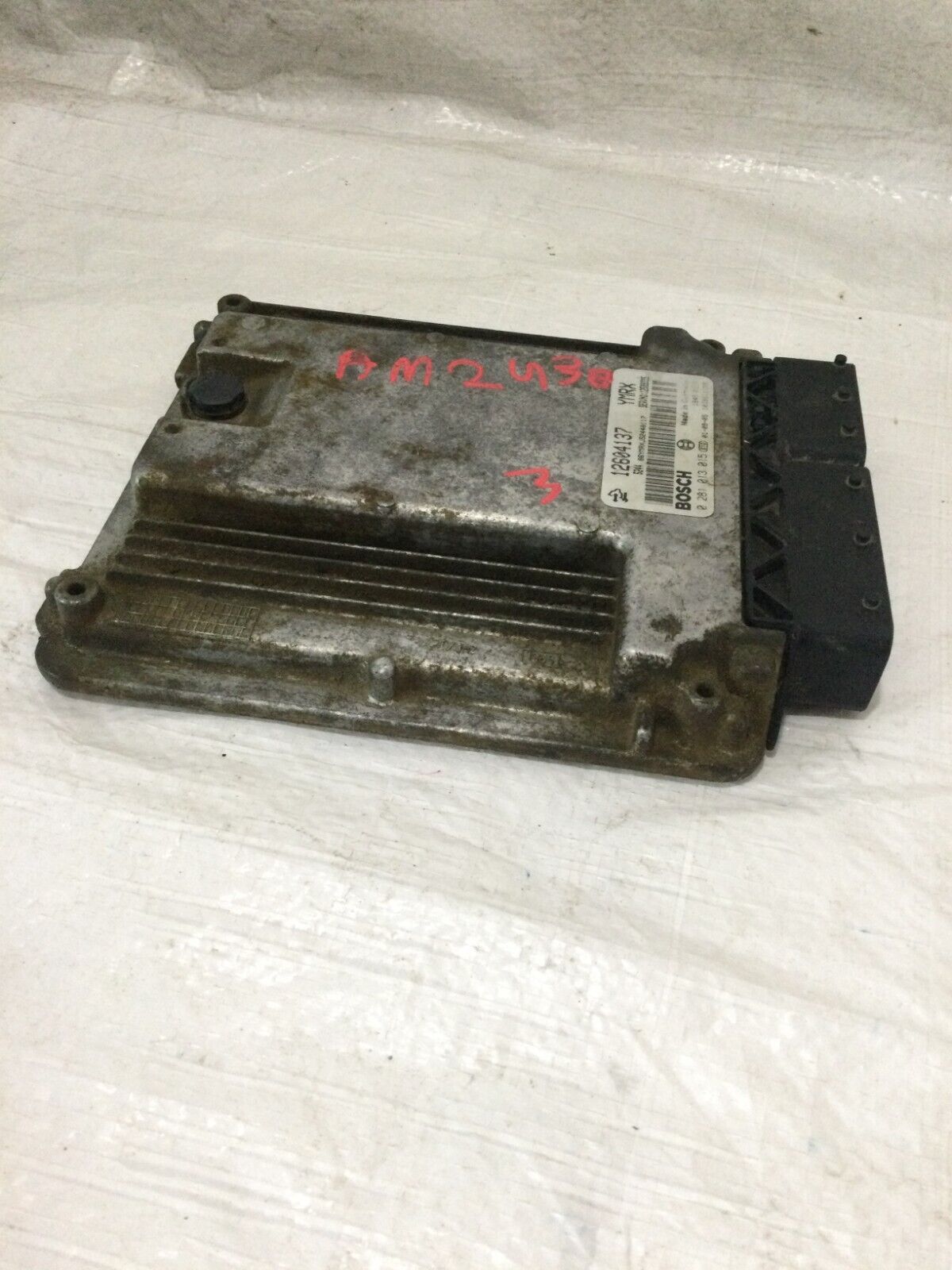 2006 GMC Sierra 2500HD  ECM Engine Control Module  12604137 OEM