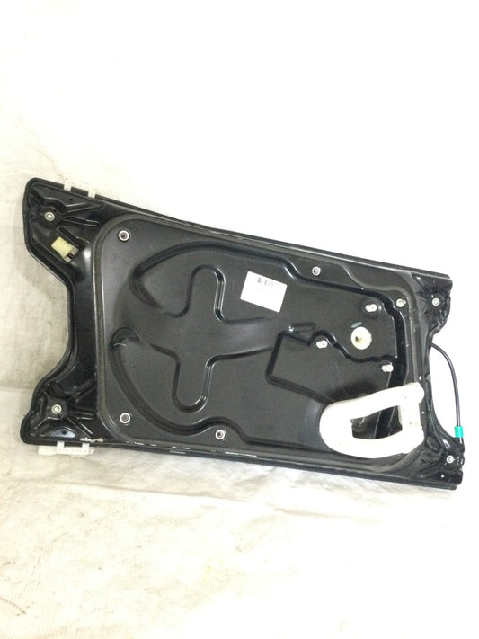 2012 Land Rover LR4 5.0L Right Front Door Window Regulator OEM AH2223200AB