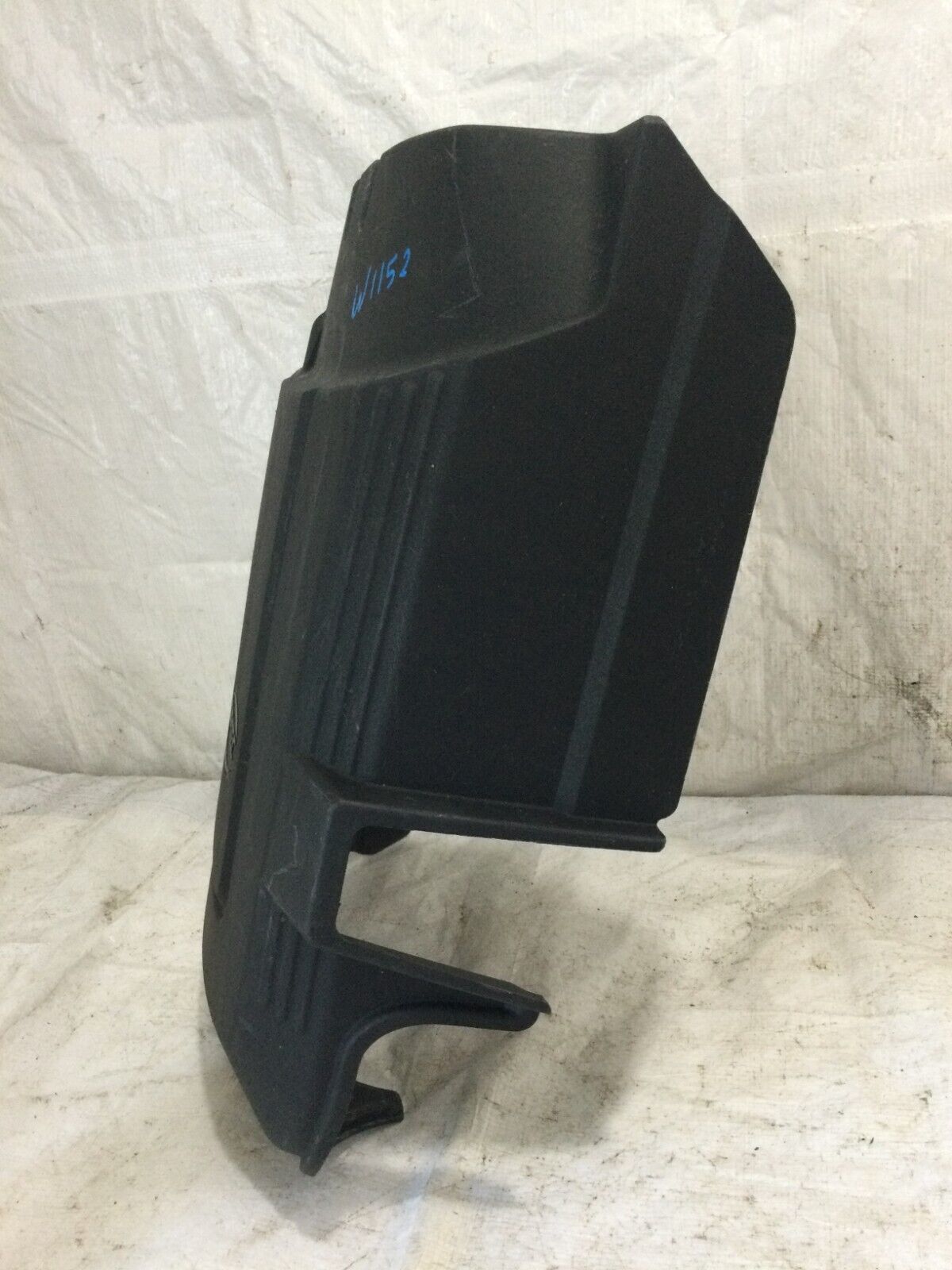 2007 Cadillac Escalade Engine Cover OEM