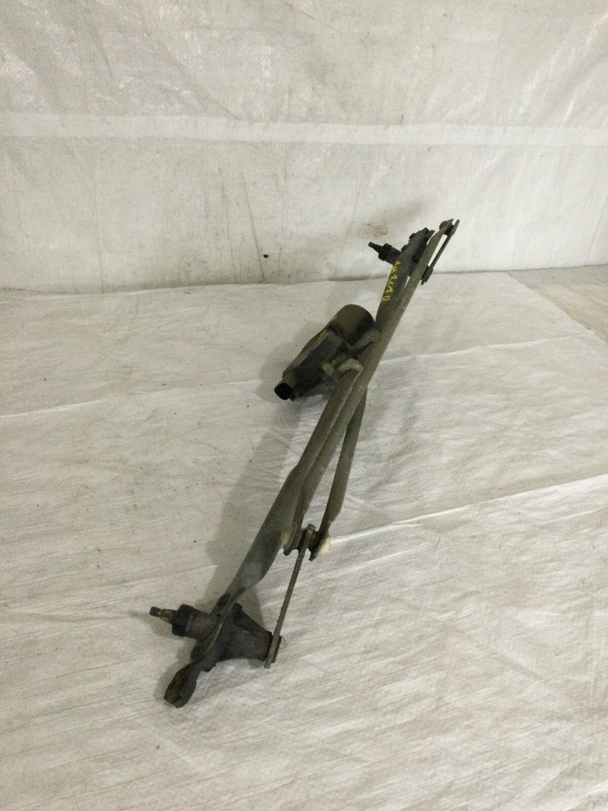 2001 Chevrolet Silverado 2500 Windshield Wiper Motor With Linkage OEM
