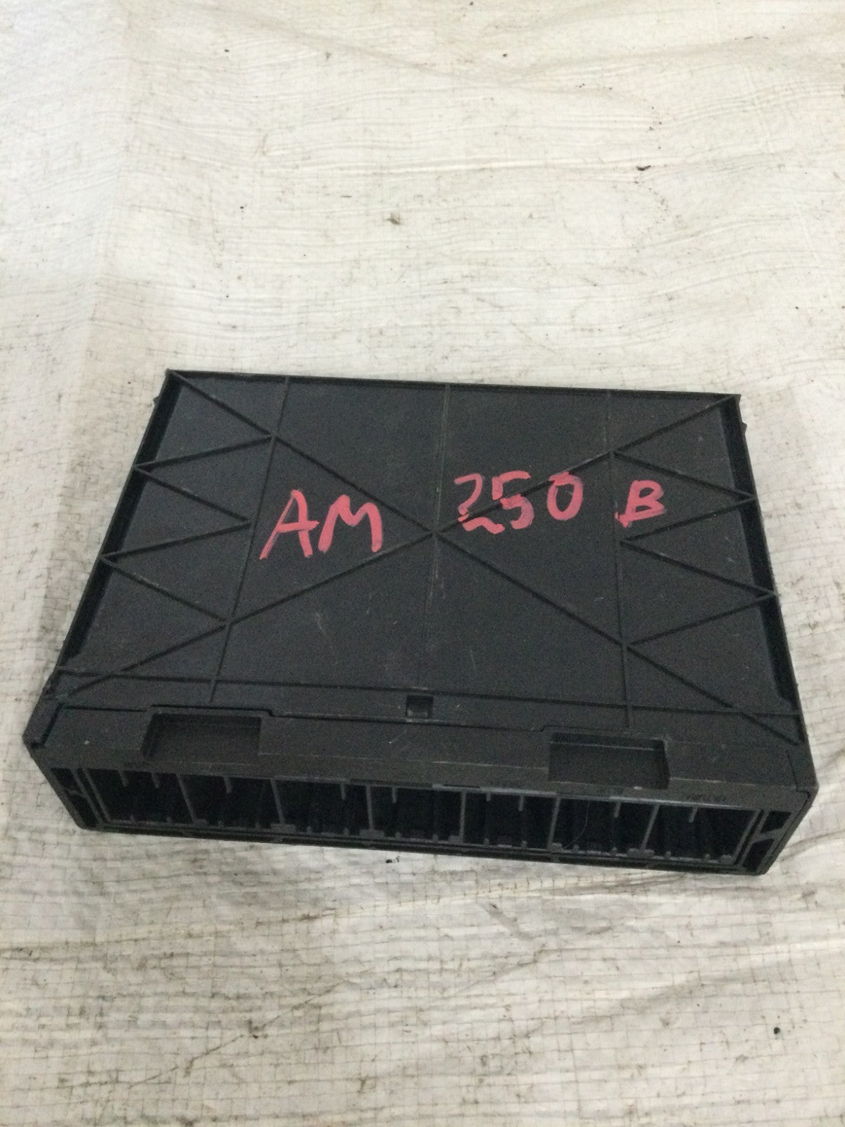 2019-2020 Chevrolet Blazer Body Computer Control Module  OEM 13527737