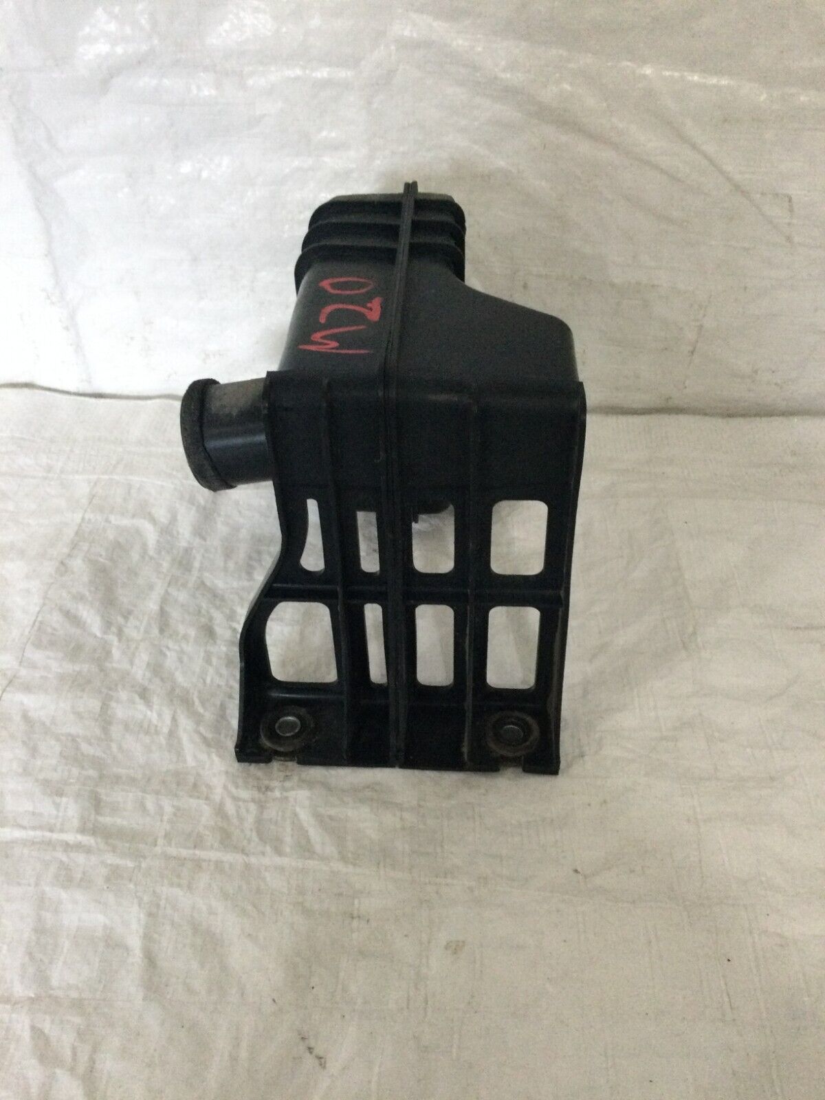 2005 Mazda 6 Air Intake Resonance Chamber OEM