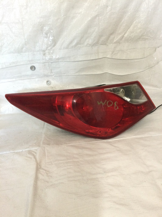 2012 Hyundai Sonata Left Driver Side Tail Light OEM 08-321-1949L-F