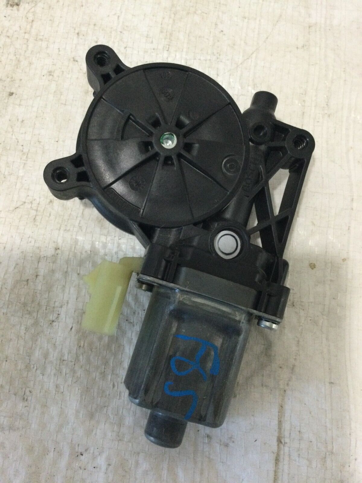 2021 GMC Sierra 3500HD Rear Back Slider Glass Motor OEM 513293AA