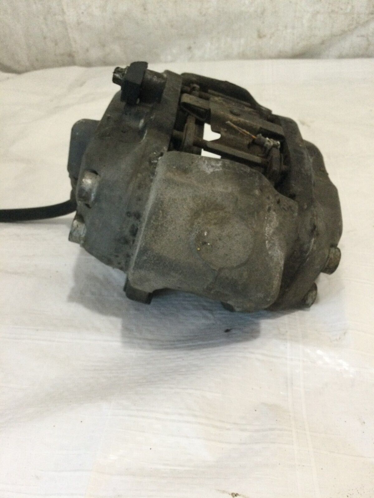 2004 Mercedes-Benz S-Class Front Right  Brake Caliper OEM