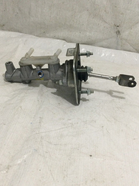 2009 Toyota Prius Brake  Master  Cylinder 132030-40120 OEM
