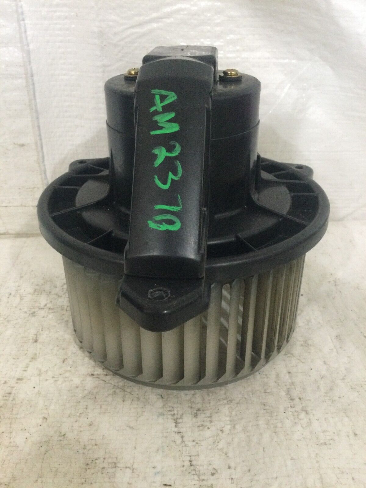 2004 Dodge Ram 1500 A/C Heater A/C Heater Blower Motor OEM AY166100-0393