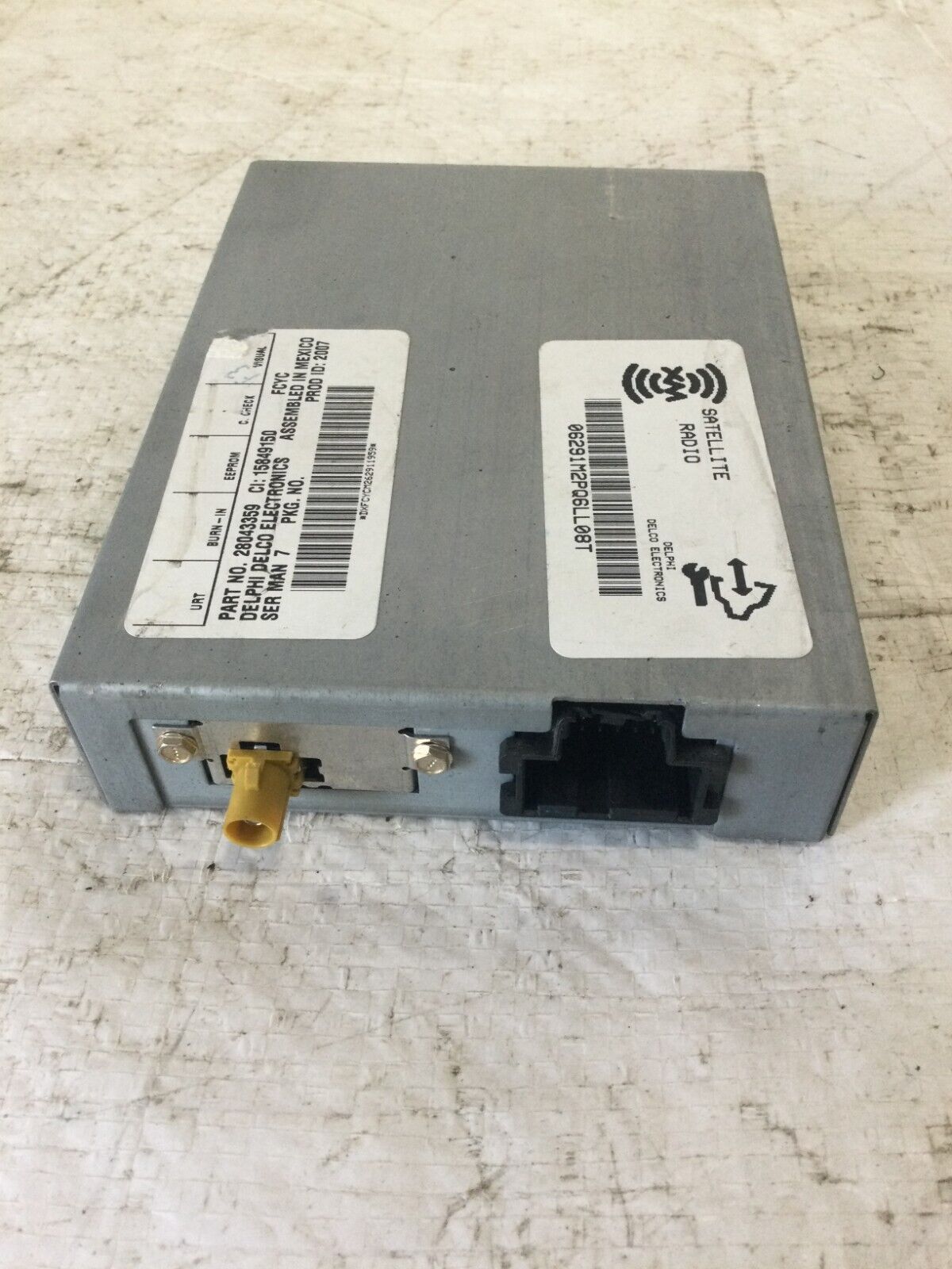 2007-2011 Cadillac Escalade ESV Satellite Radio Receiver Module OEM 28043359