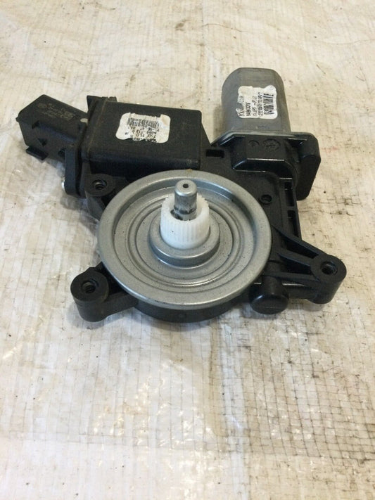 2019 GMC Sierra 1500  Front Left Window Door  Regulator Motor  Assembly OEM