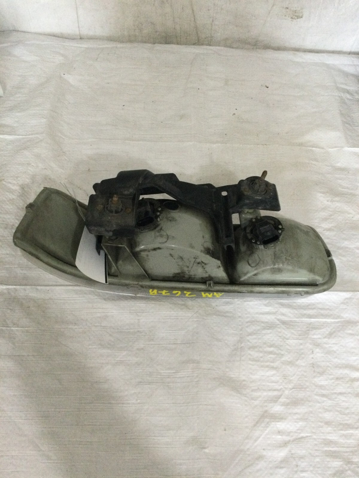 2001 Chevrolet Silverado 2500 Left Driver Headlight OEM