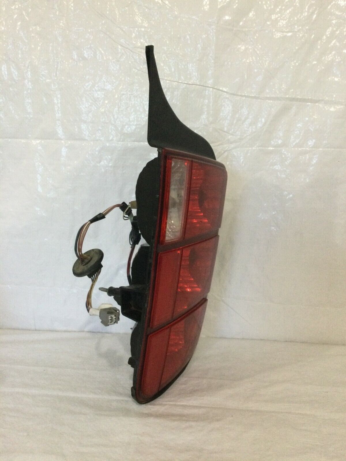 2005-2009 Ford Mustang Tail Light Lamp Right Passenger Side OEM RH