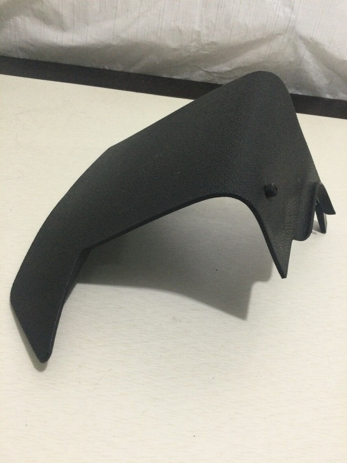 2007-2009 GMC Yukon Center Console Right Side Trim Panel OEM 15906821